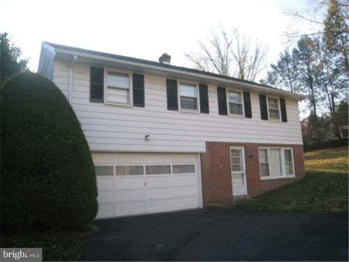356 Pepper Road Huntingdon Valley, PA 19006 - Photo 2 of 8 Exterior Side