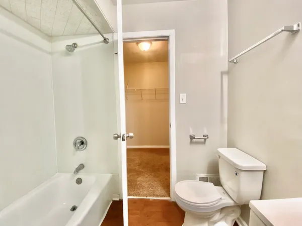 $282,000 | 22962 Bruce Drive, Richton Park, IL 60471