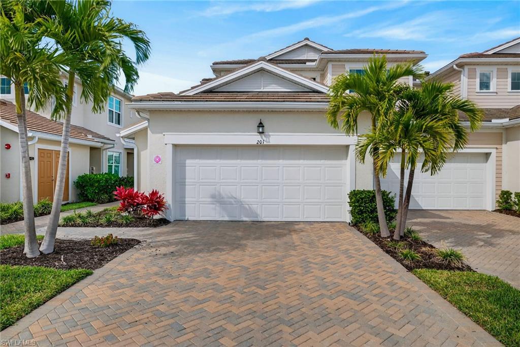 4683 Arboretum Circle, Unit 201 Naples, FL 34112 - Photo 5 of 34