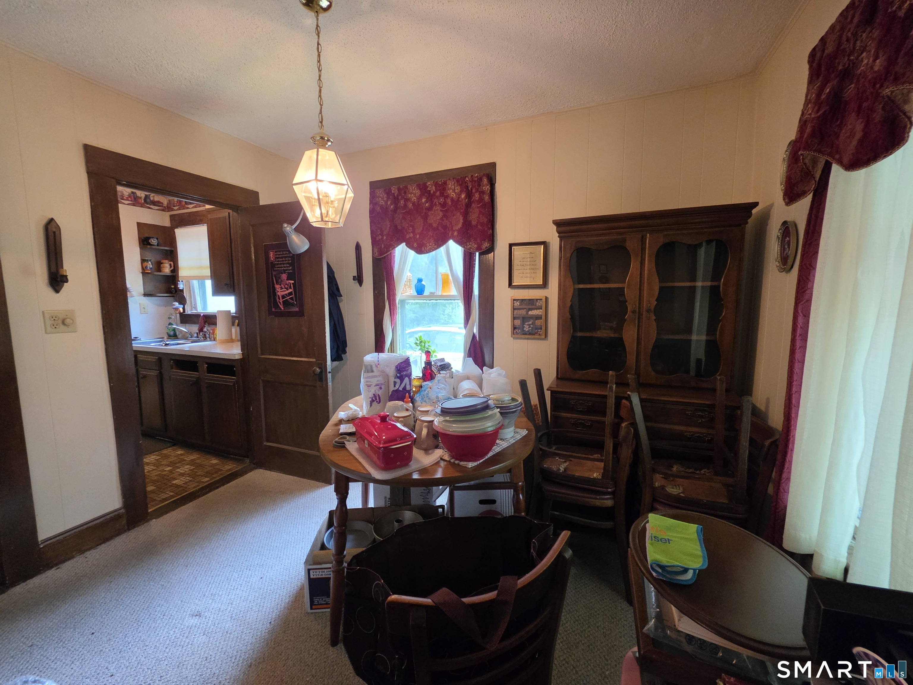 137 Hawkins Street Killingly, CT 06239 - Photo 5 of 12 Gallery Image 5