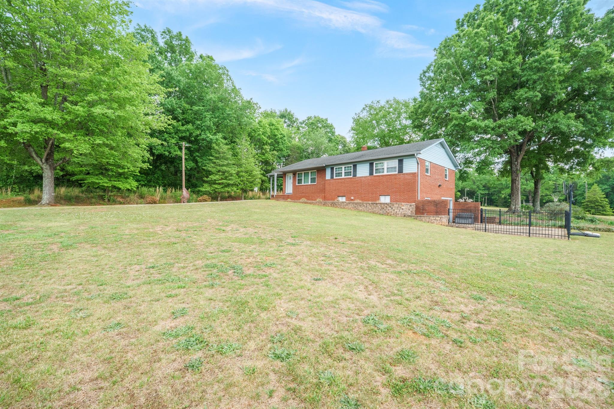 2359 Hendrix Road Maiden, NC 28650 - Photo 3 of 44