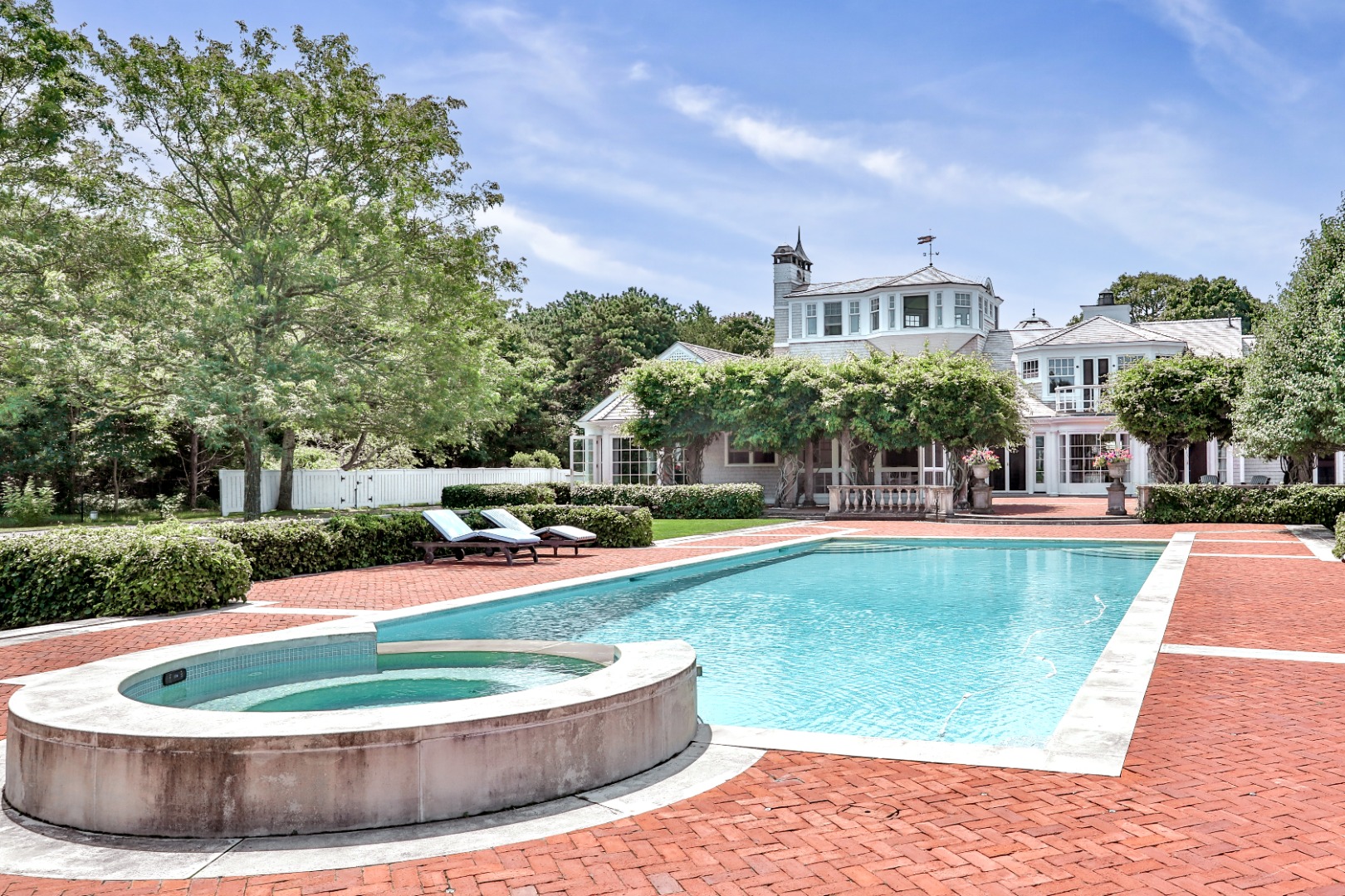 14 Cow Bay Road Edgartown, MA 02539 - Photo 6 of 37