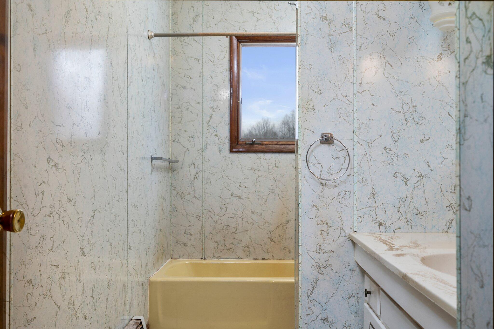22688 10 Mile Road Reed City, MI 49677 - Photo 14 of 24 16-web-or-mls-DSC09443