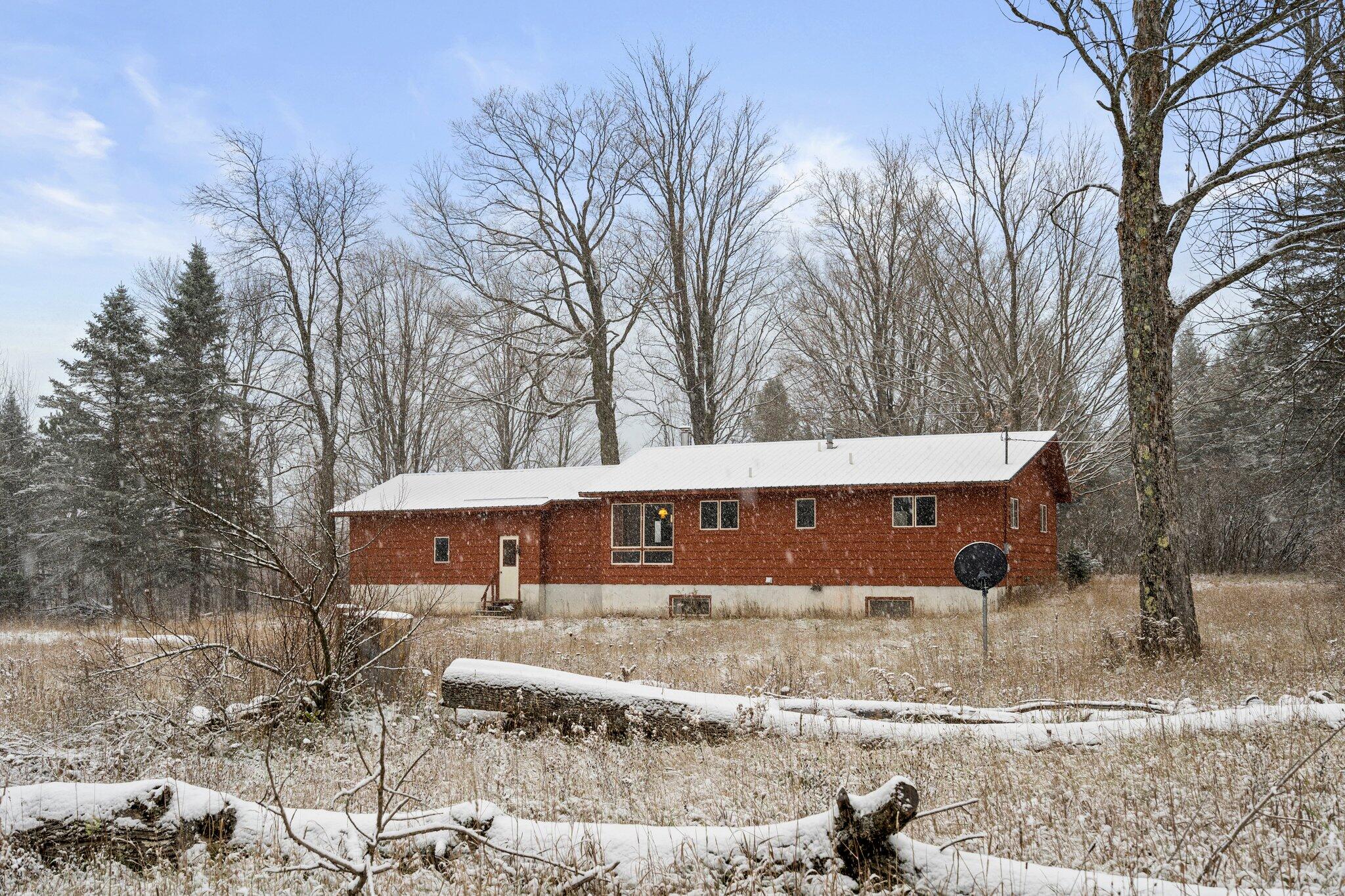 22688 10 Mile Road Reed City, MI 49677 - Photo 3 of 24 22-web-or-mls-DSC09473