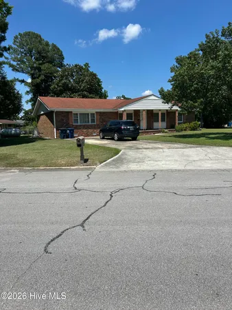 $299,301 | 700 Oakwood Avenue, Jacksonville, NC 28546