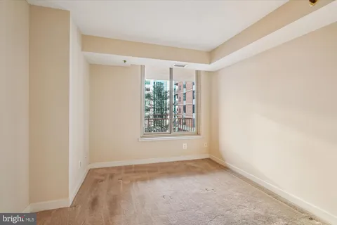 $385,000 | 7500 Woodmont Avenue, Unit S512, Bethesda, MD 20814