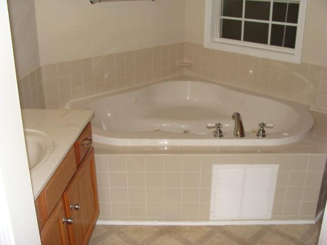 1295 Shady Grove Road Clarksville, TN 37043 - Photo 7 of 20 Gallery Image 7