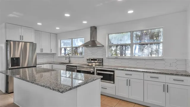 $1,950,000 | 13 Bogey Drive, Winter Haven, FL 33881