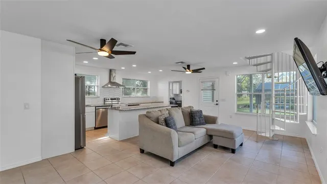 $1,950,000 | 13 Bogey Drive, Winter Haven, FL 33881