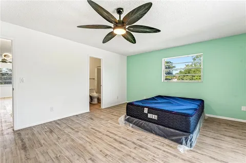 $94,000 | 102 Royal Oak Drive, Unit 203, Vero Beach, FL 32962