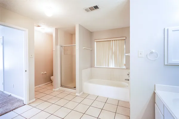 $2,200 | 2103 Charlton House Lane, Katy, TX 77493