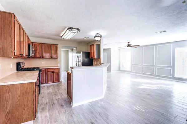 $2,200 | 2103 Charlton House Lane, Katy, TX 77493