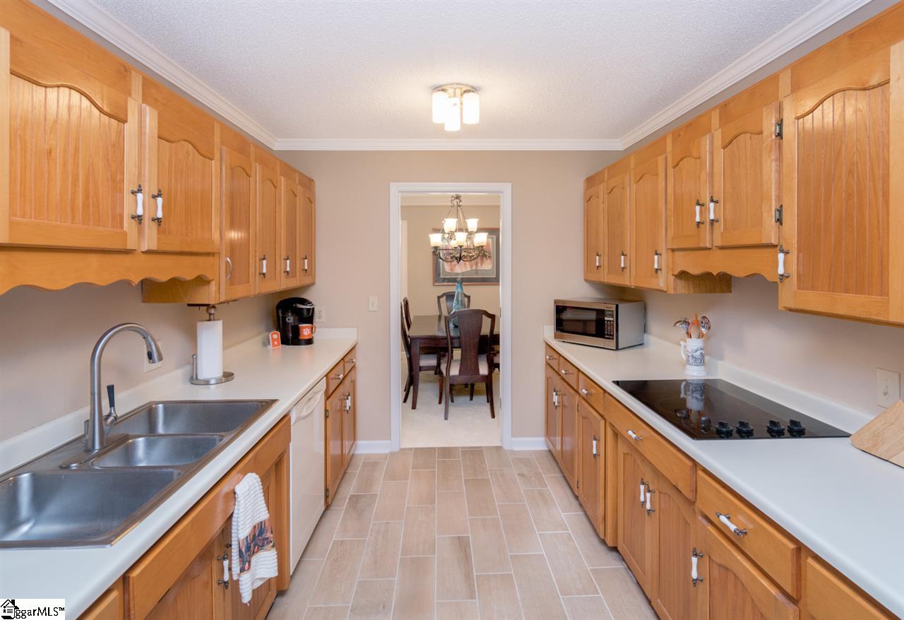 407 Center Street Greer, SC 29651 - Photo 9 of 29 Gallery Image 9