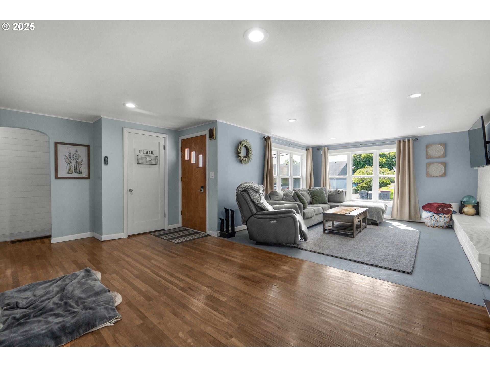 1858 5th Street Astoria, OR 97103 - Photo 17 of 27