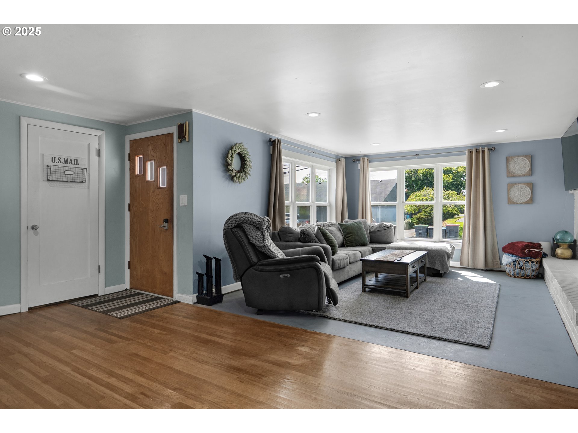 1858 5th Street Astoria, OR 97103 - Photo 6 of 27