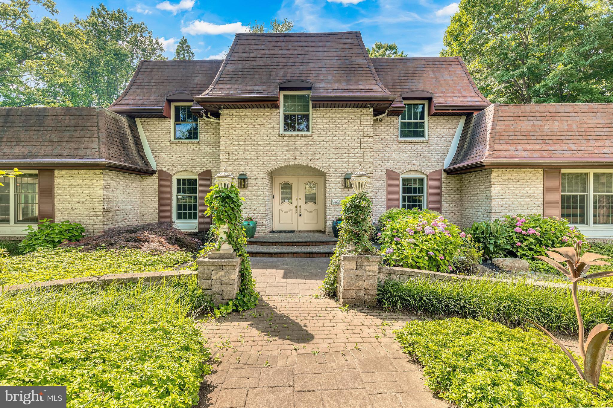 1941 Heritage Road