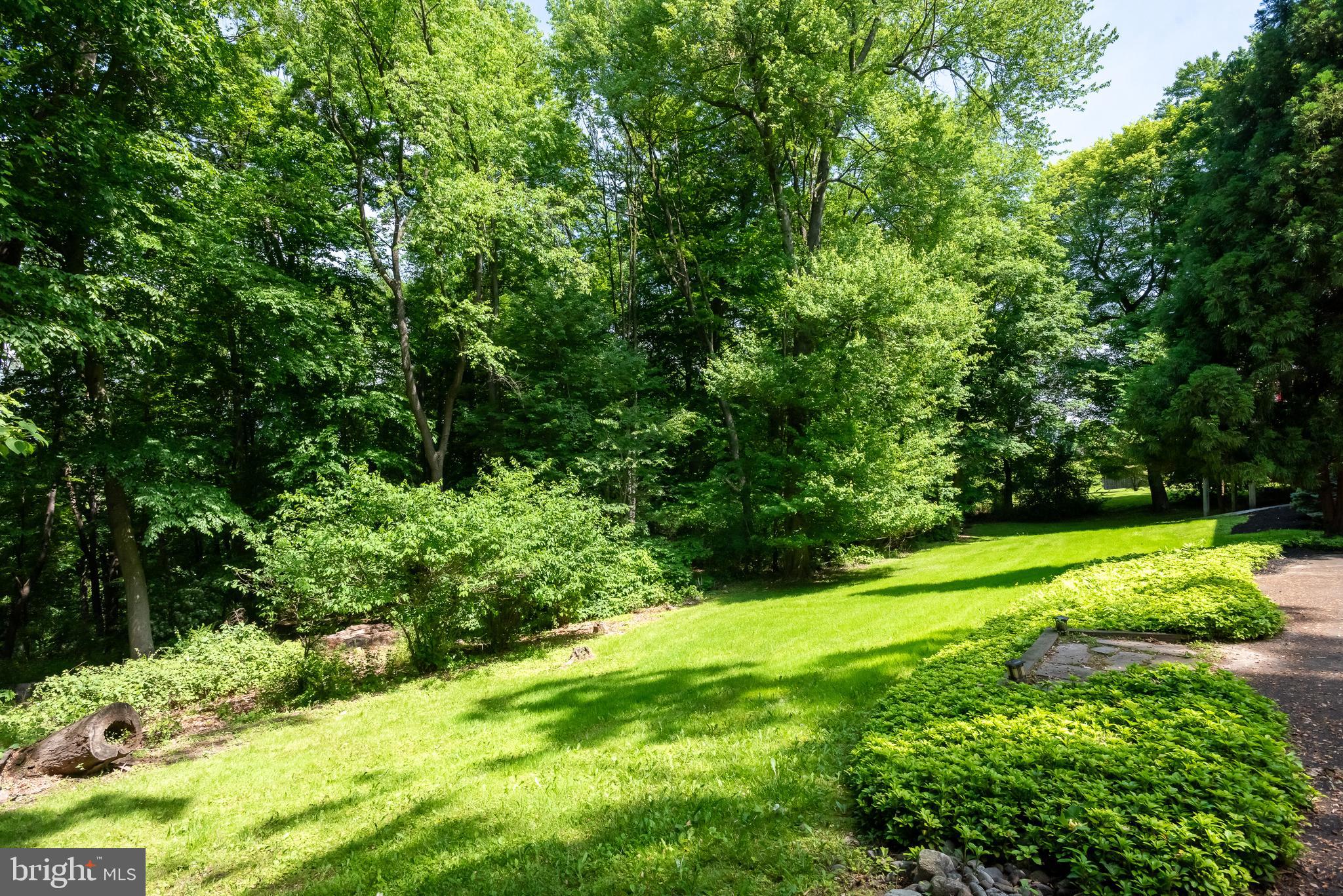 1940 Heritage Road Huntingdon Valley, PA 19006 - Photo 51 of 51 Gallery Image 51