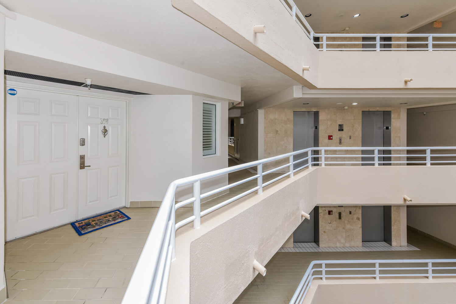 176 Helios Drive, Unit 308 Jupiter, FL 33477 - Photo 15 of 83 176 Helios Dr Apt 308 Jupiter-large-015-