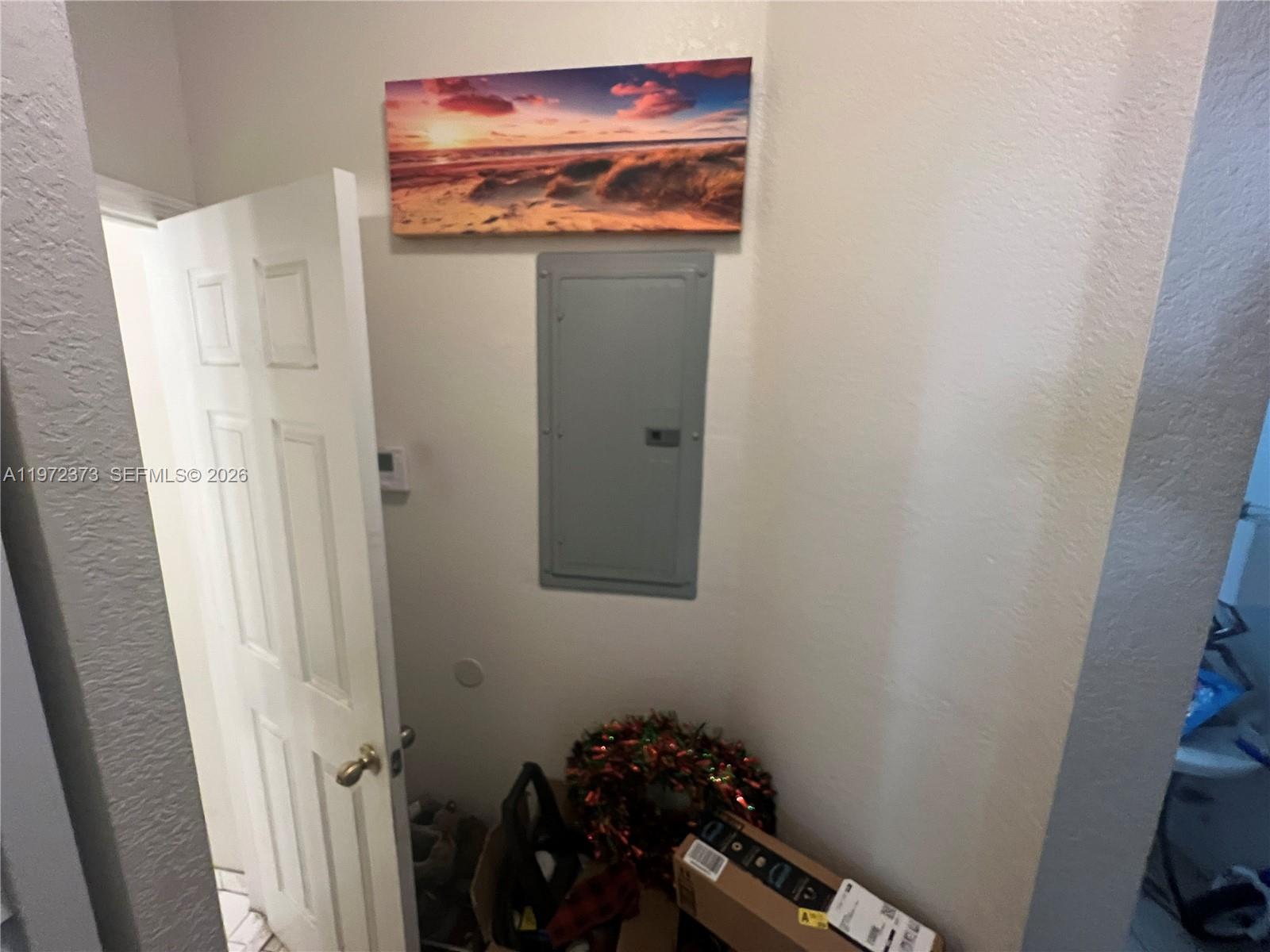 45 Southwest 14th Terrace Homestead, FL 33030 - Photo 33 of 40 a bathroom with a shower and a mirror