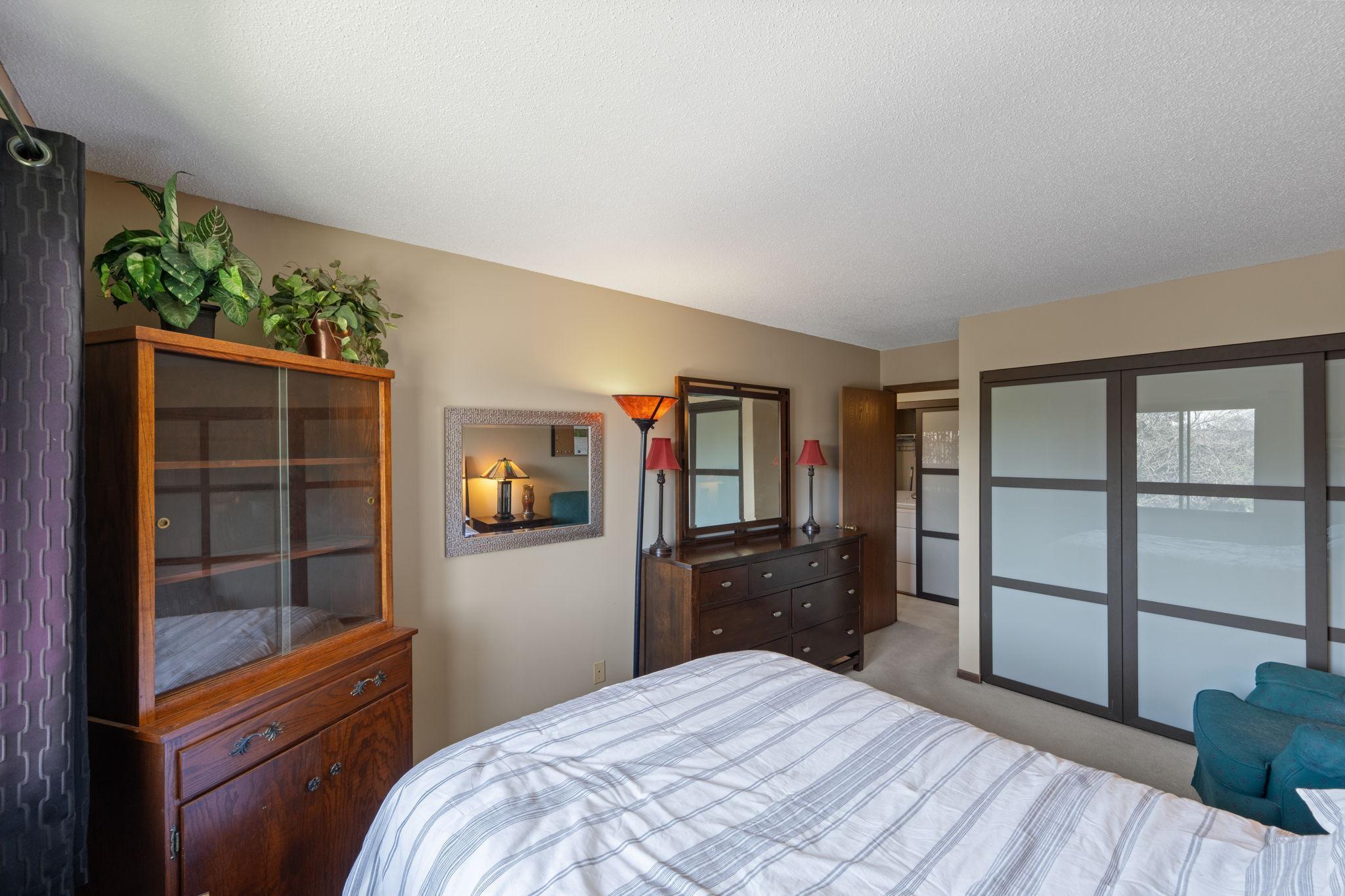 7601 West 101st Street, Unit 302 Bloomington, MN 55438 - Photo 11 of 20