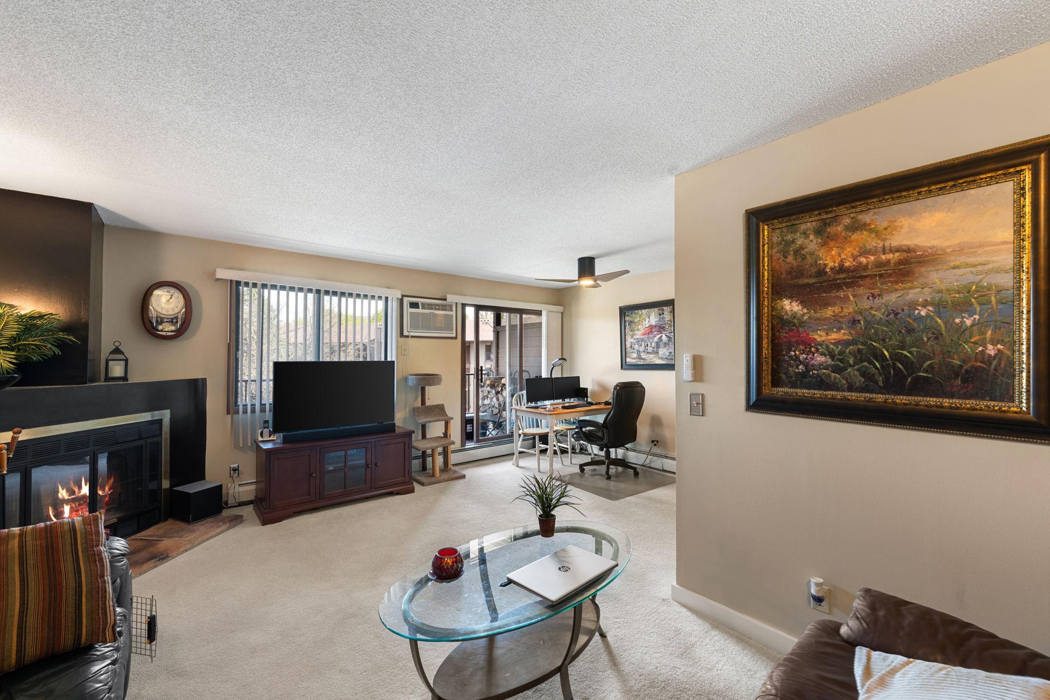 7601 West 101st Street, Unit 302 Bloomington, MN 55438 - Photo 2 of 20
