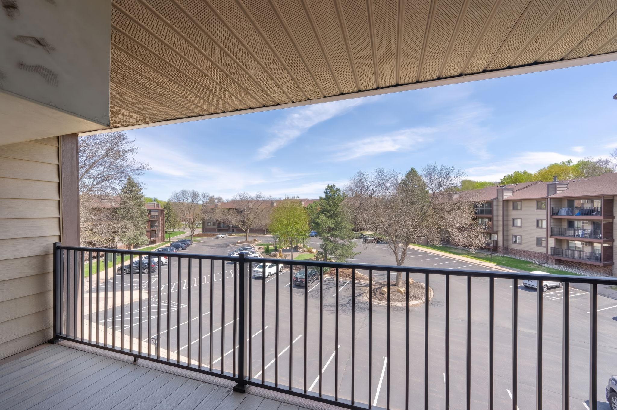 7601 West 101st Street, Unit 302 Bloomington, MN 55438 - Photo 6 of 20