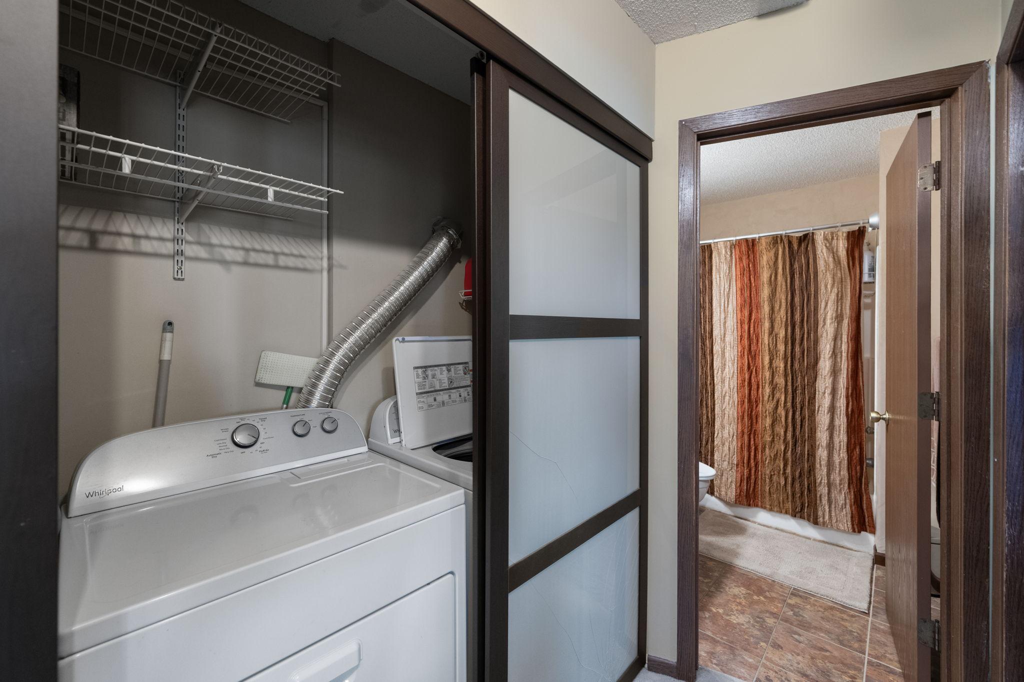 7601 West 101st Street, Unit 302 Bloomington, MN 55438 - Photo 8 of 20
