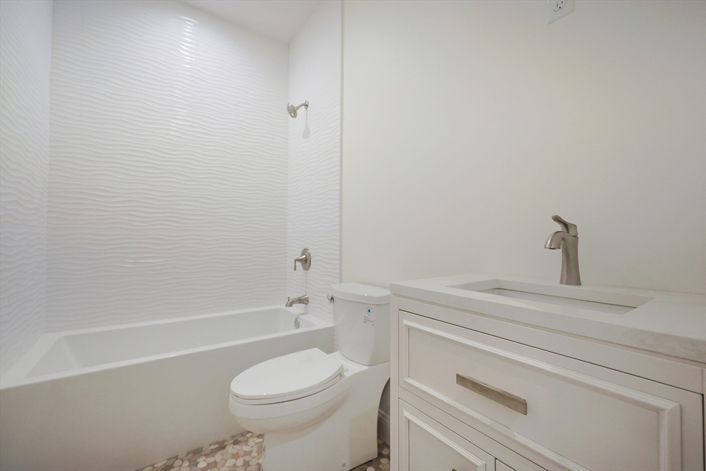 2 Cooper Road Millbury, MA 01527 - Photo 16 of 42 Gallery Image 16