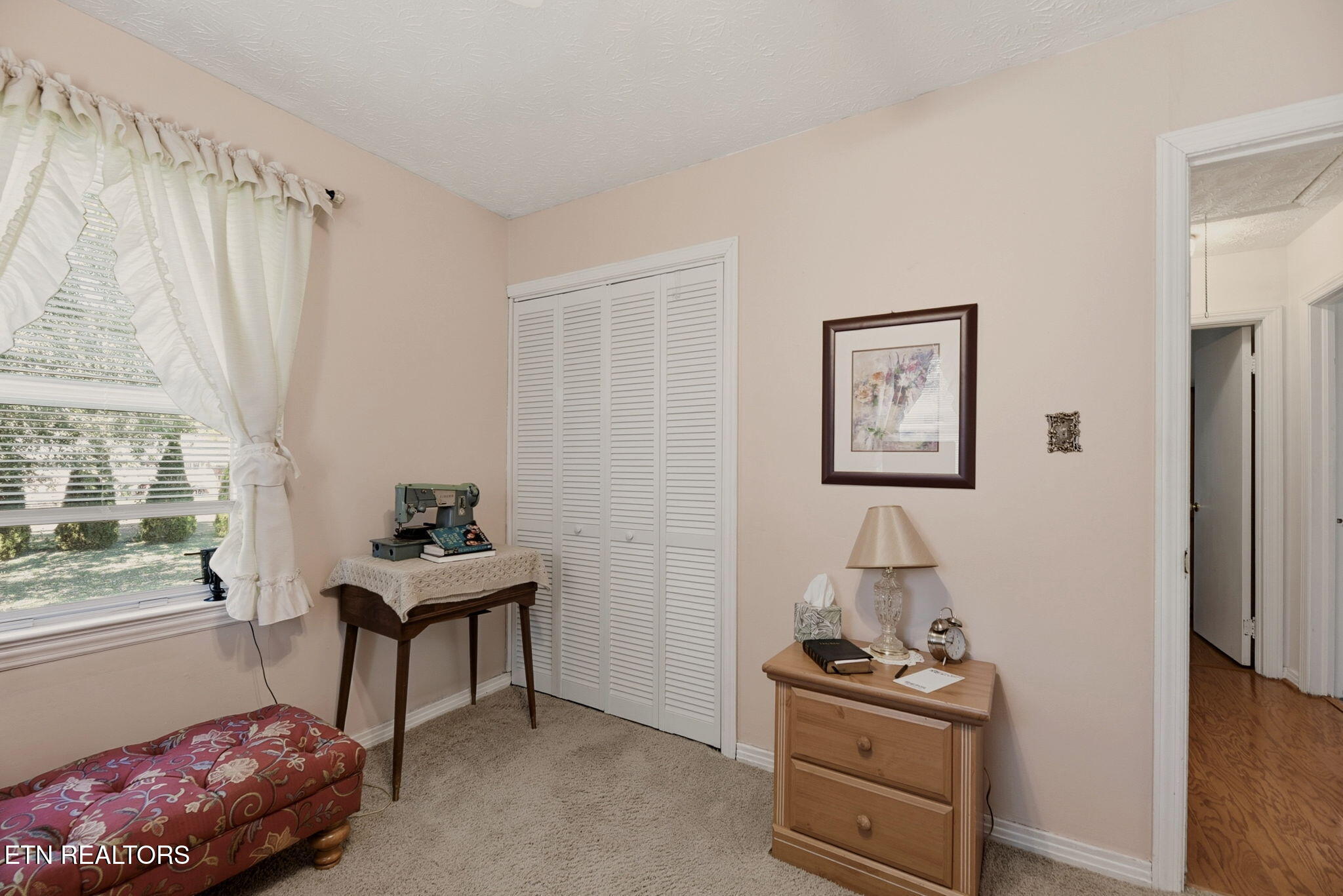 421 Hicks Circle Clinton, TN 37716 - Photo 26 of 38 26-web-or-mls-Hicks421 (11)