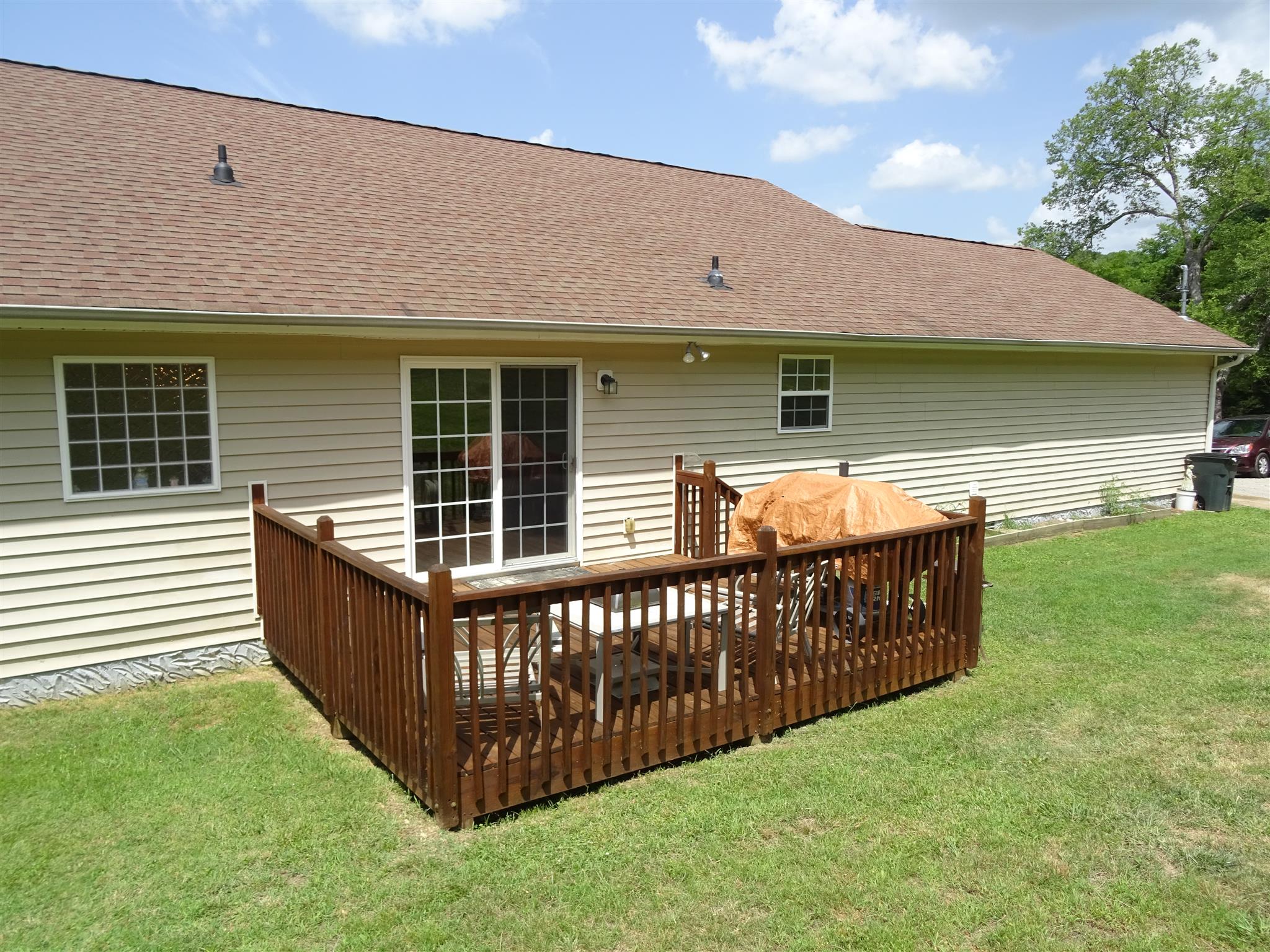 1246 Dillon Road Milton, TN 37118 - Photo 20 of 29 a front view of a house with garden