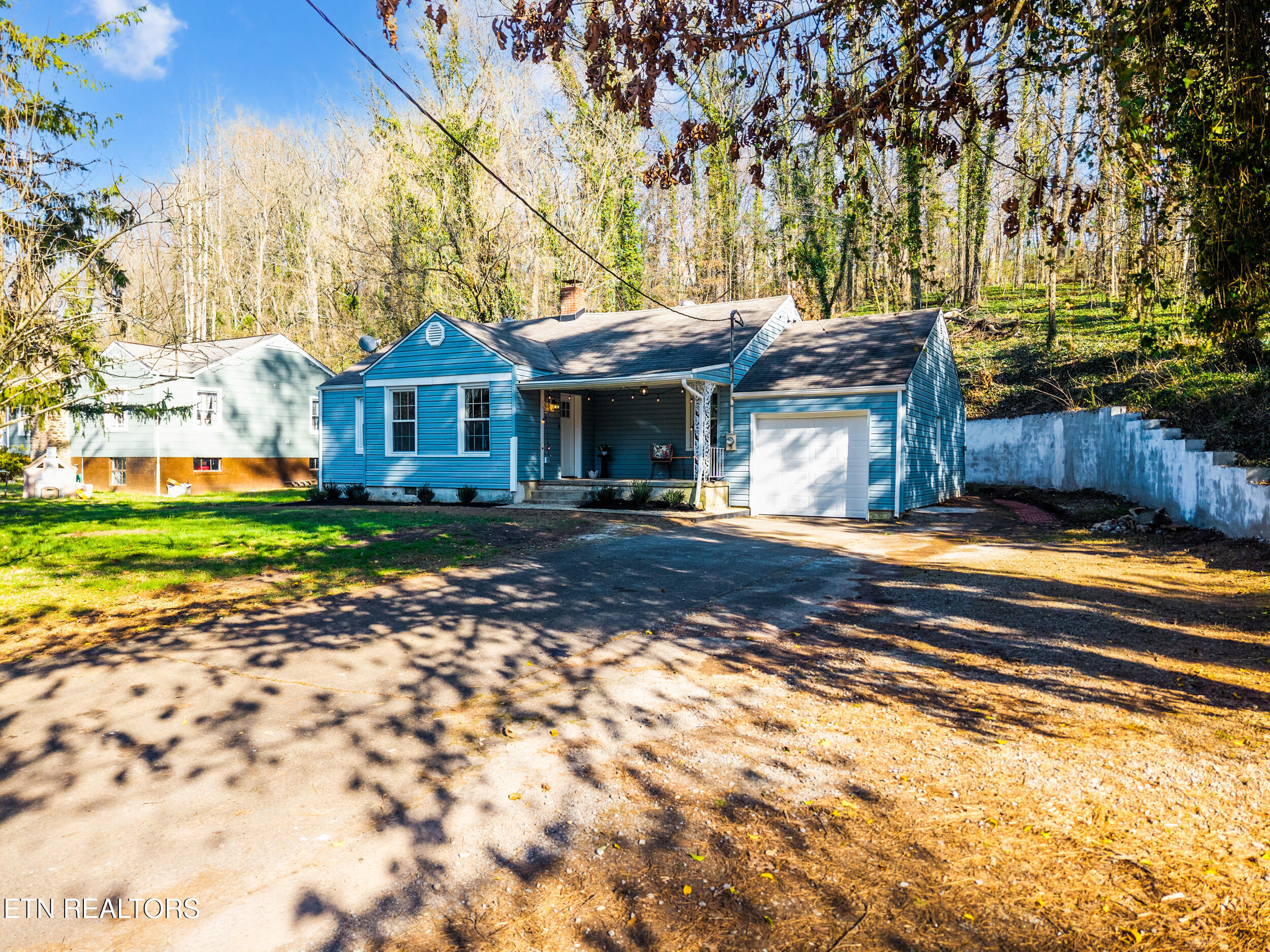 120 Stone Road Knoxville, TN 37920 - Photo 2 of 29 120_stontons of parkinge_road_0002