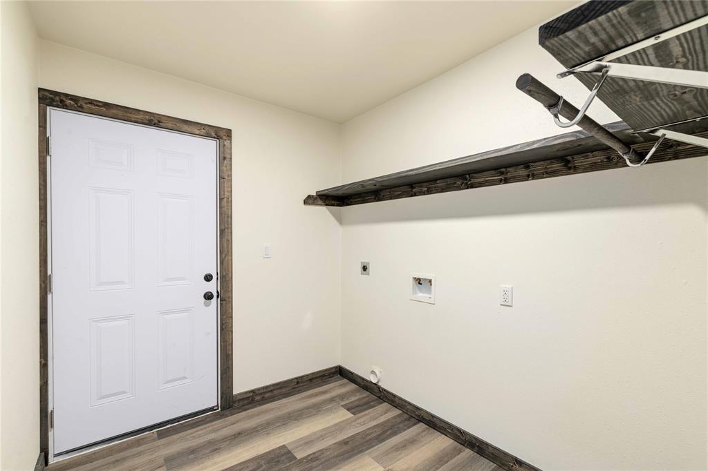 809 West Liveoak Street Coleman, TX 76834 - Photo 11 of 34