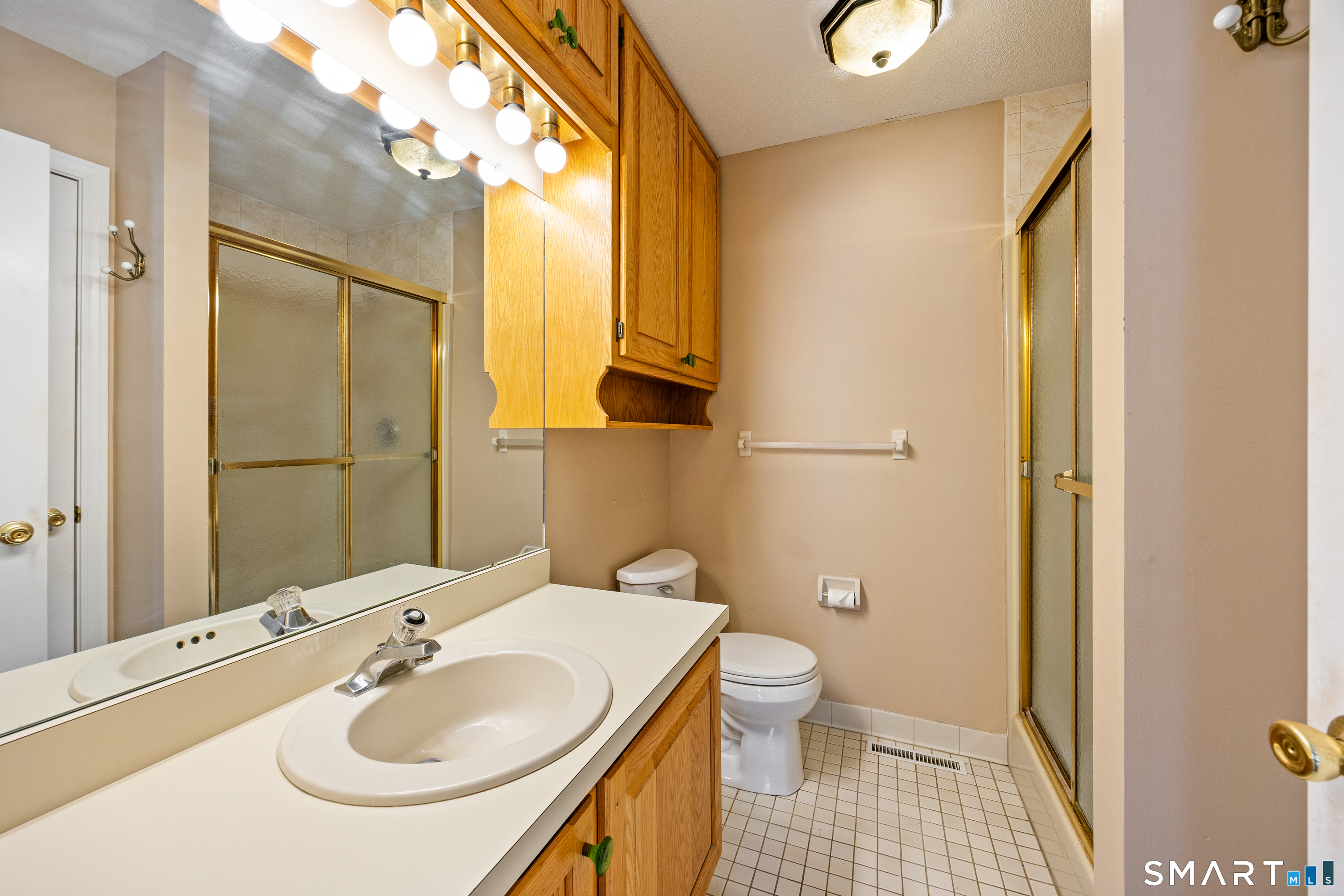 43 Quarry Village Road, Unit 43 Cheshire, CT 06410 - Photo 19 of 38