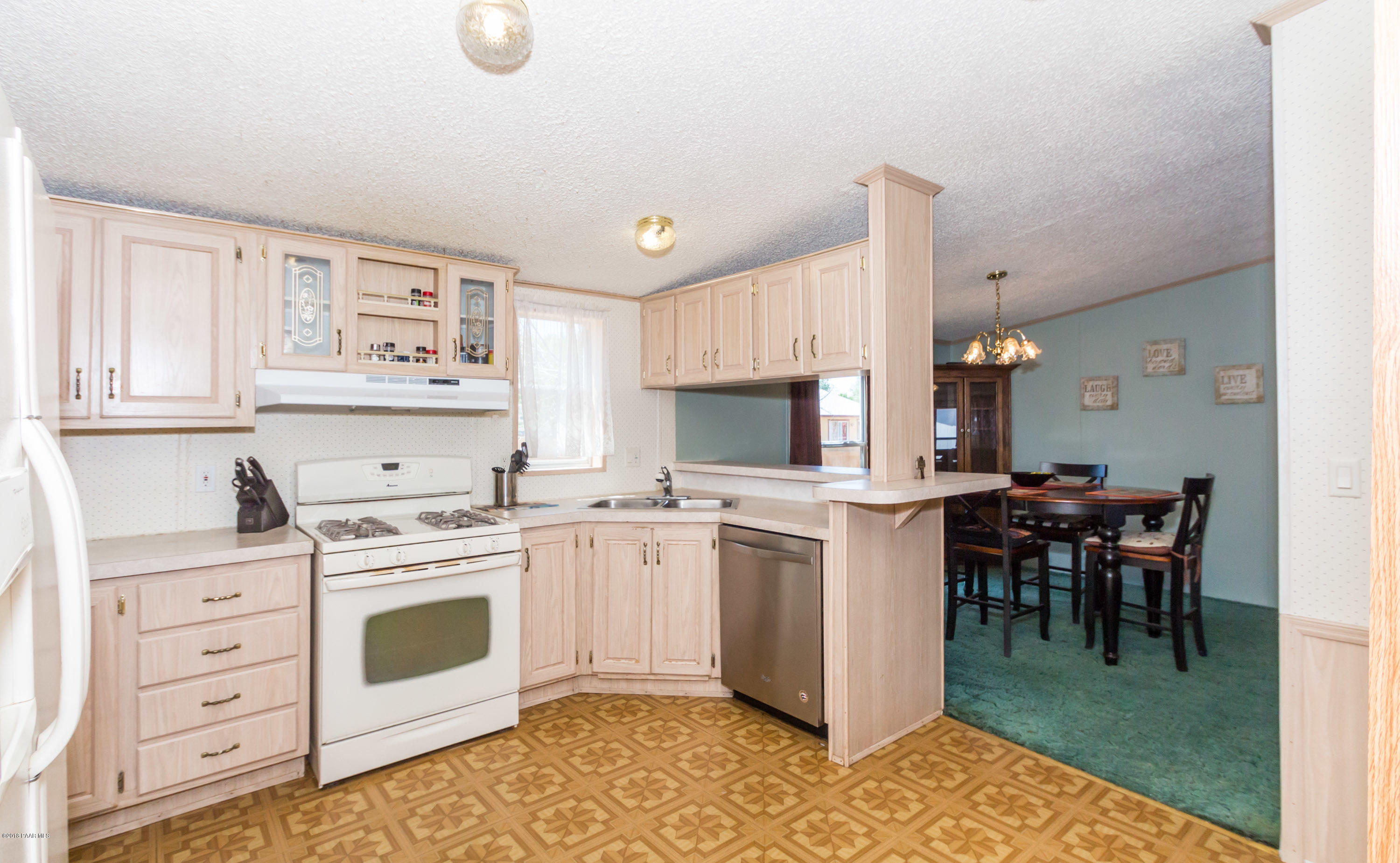 1925 Fox Road Chino Valley, AZ 86323 - Photo 4 of 25 Kitchen And Dining Area