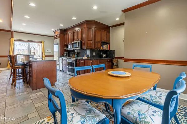 $649,000 | 625 Locust Street Northwest, Abingdon, VA 24210