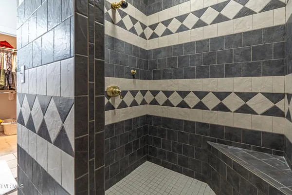 $649,000 | 625 Locust Street Northwest, Abingdon, VA 24210