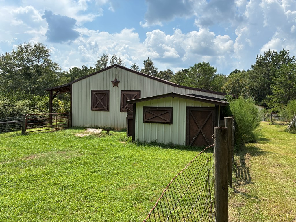 1602 County Road 50 Abbeville, AL 36310 - Photo 57 of 61 Goat house w/ barn in rear