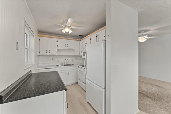 $135,000 | 1225 Northwest 21st Street, Unit 7710, Stuart, FL 34994