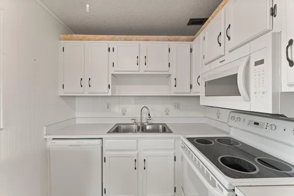 $135,000 | 1225 Northwest 21st Street, Unit 7710, Stuart, FL 34994