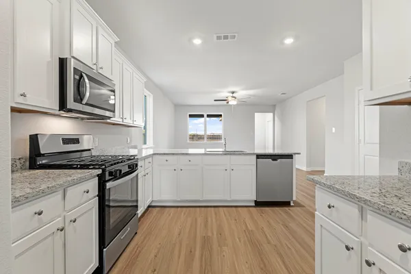 $2,495 | 2562 Green Jasper Drive, Iowa Colony, TX 77583