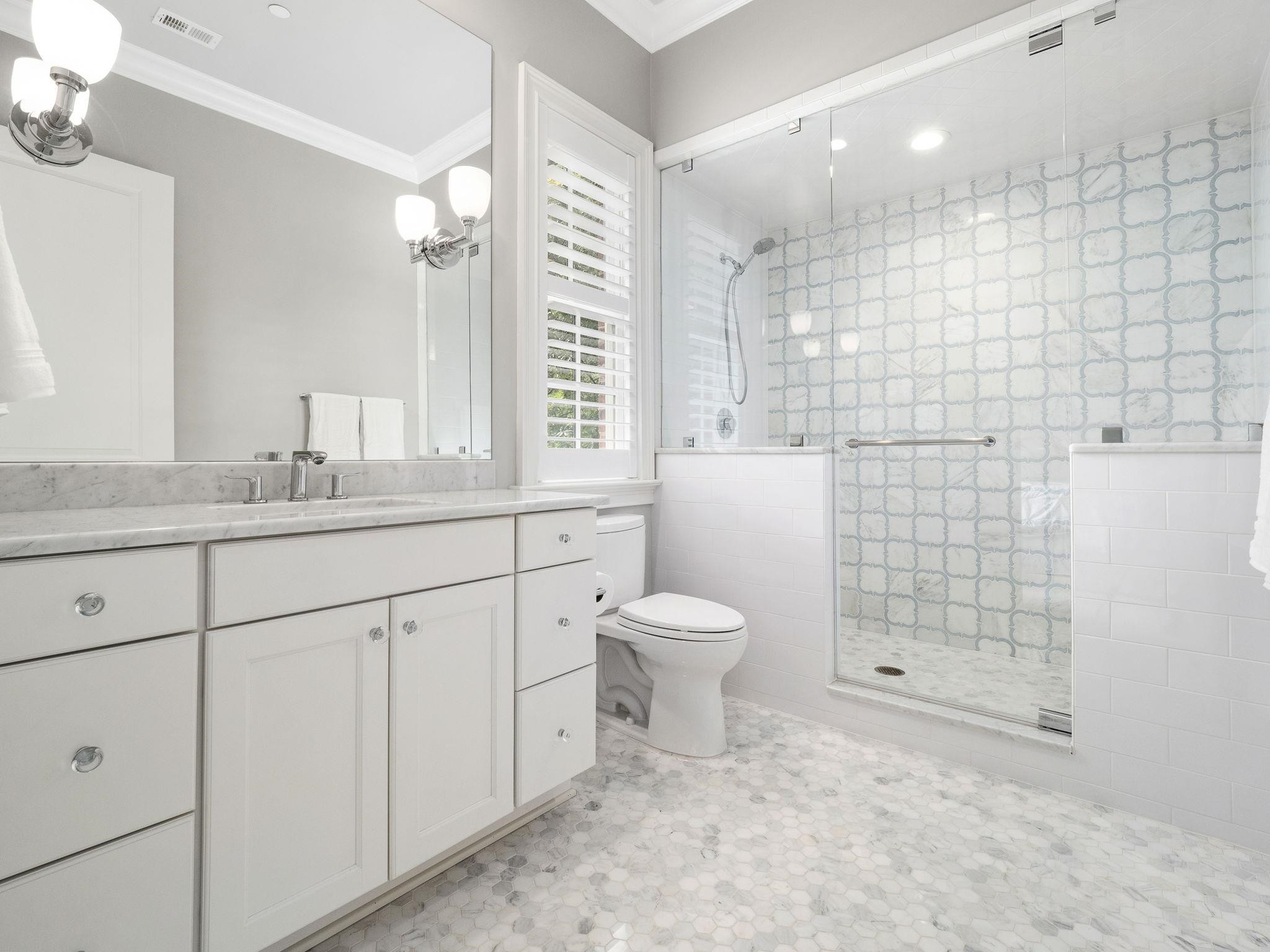 2011 Fairview Road, Unit 300 Raleigh, NC 27608 - Photo 20 of 23 Photo 20