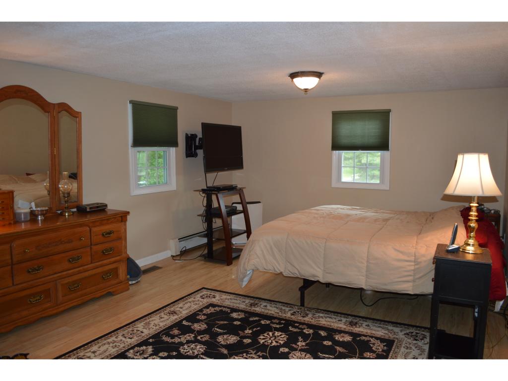 102 Nartoff Road Hollis, NH 03049 - Photo 20 of 36
