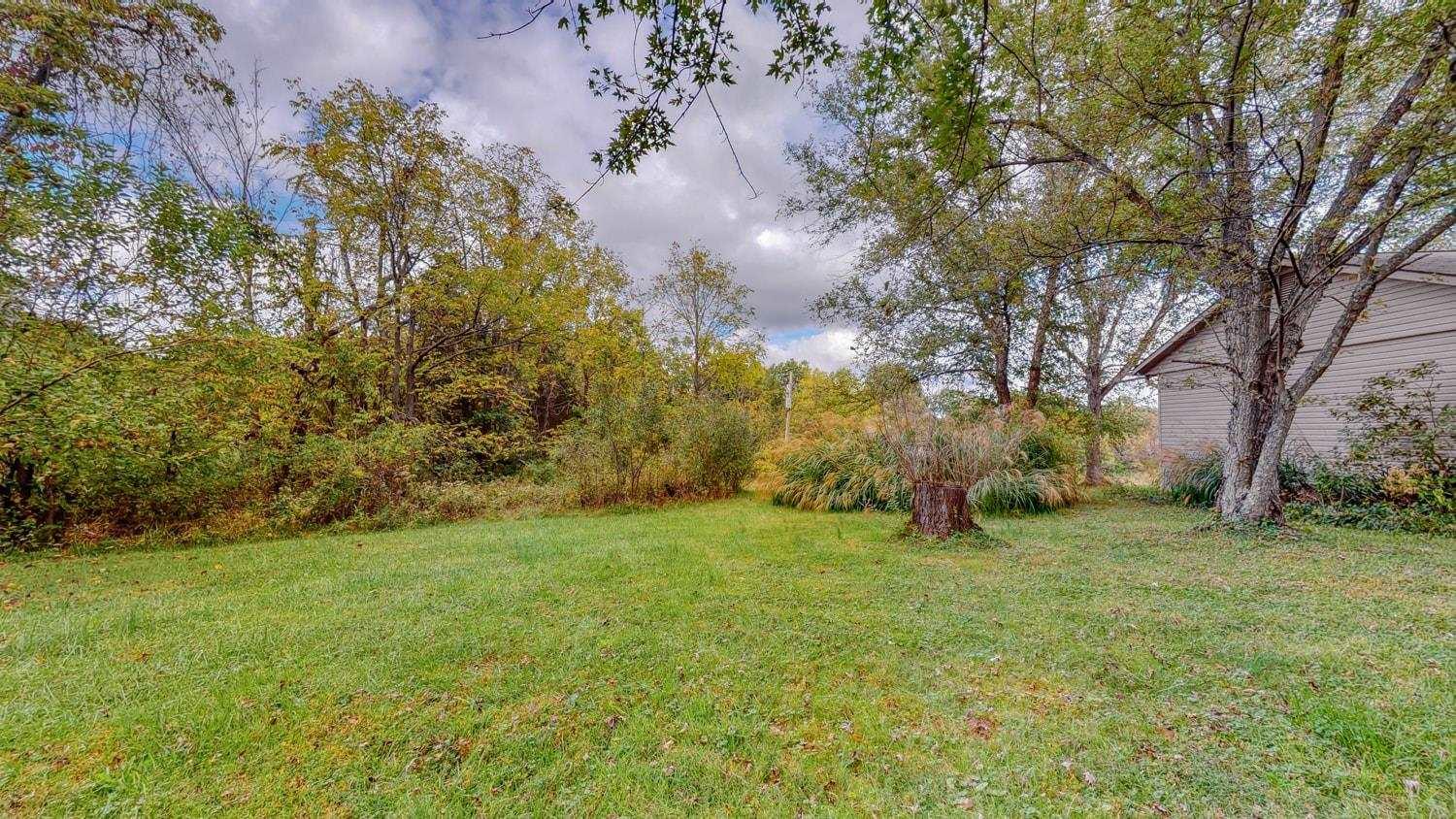 9660 West Elwren Road Bloomington, IN 47403 - Photo 32 of 35 Gallery Image 32