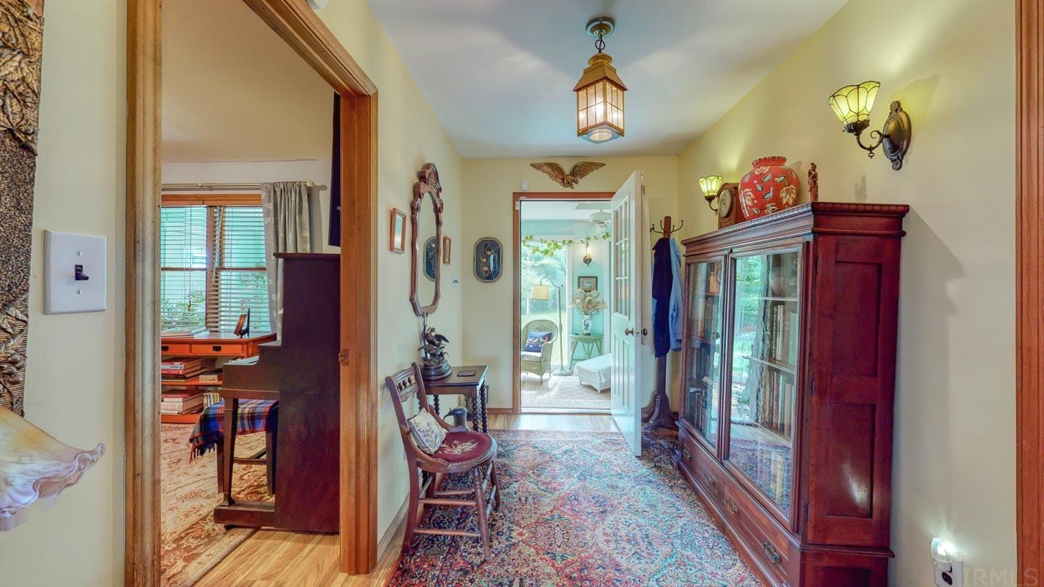 9660 West Elwren Road Bloomington, IN 47403 - Photo 7 of 35 Gallery Image 7
