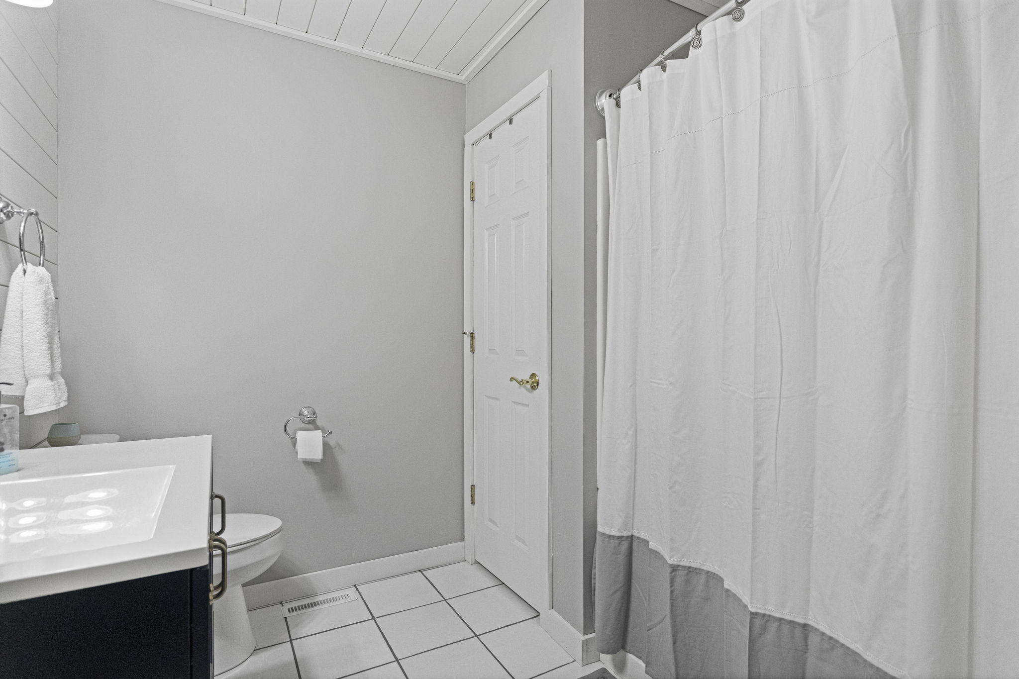 387 Carlton Road Bristol, TN 37620 - Photo 15 of 34 14-web-or-mls-IMG_1875
