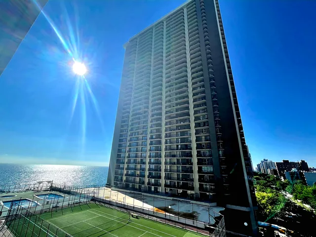 $599,800 | 6007 North Sheridan Road, Unit 17DF, Chicago, IL 60660