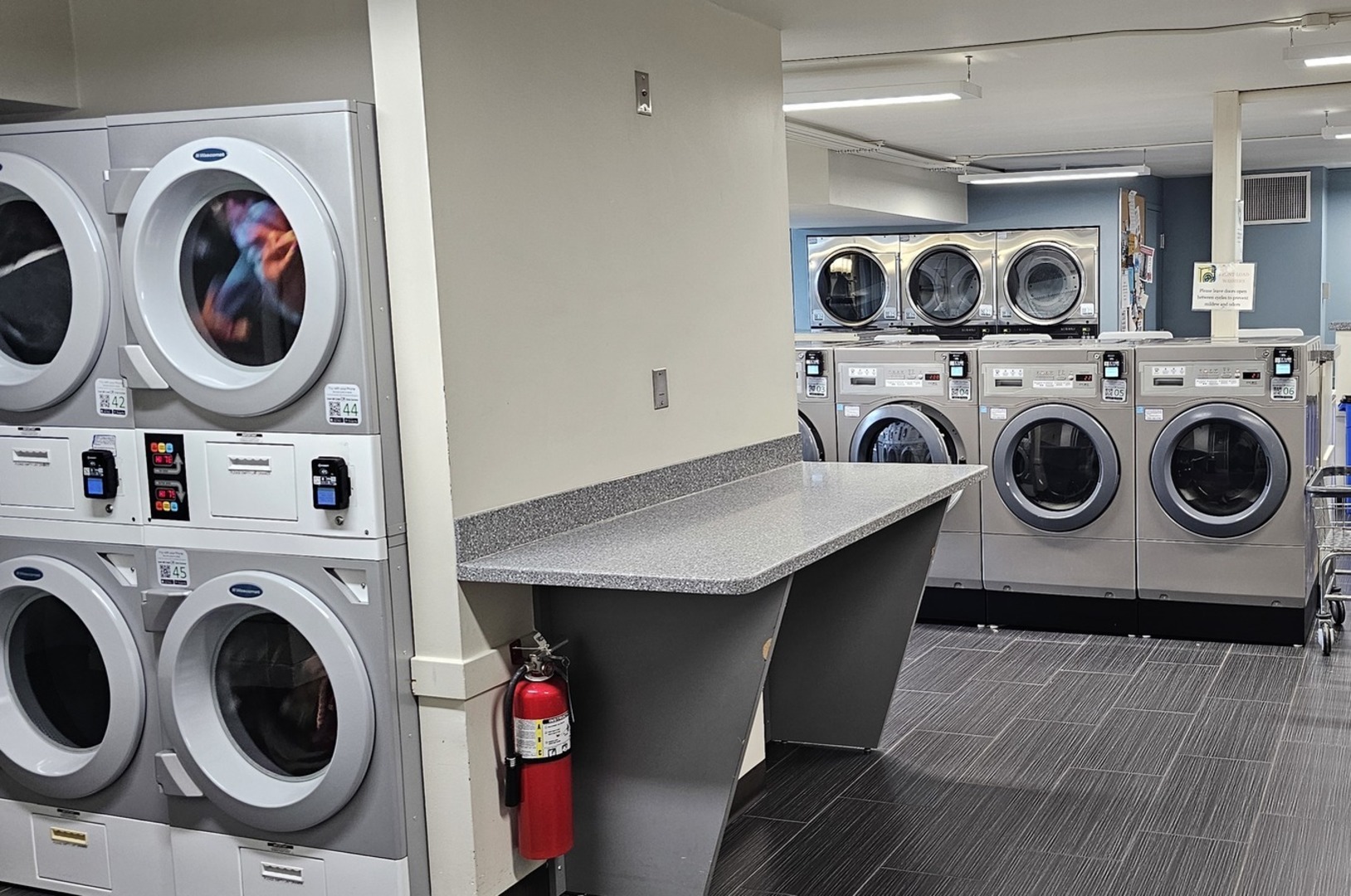 6007 North Sheridan Road, Unit 17DF Chicago, IL 60660 - Photo 20 of 22