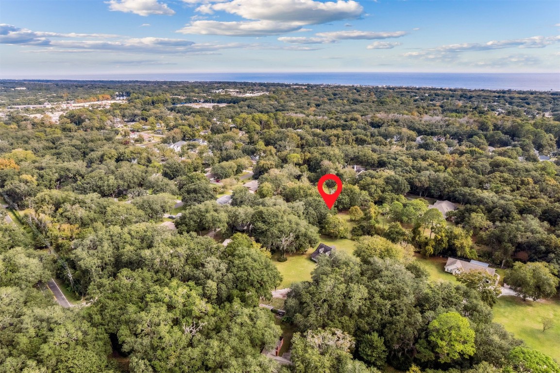 2552 Amelia Road Fernandina Beach, FL 32034 - Photo 5 of 7 a view of a city