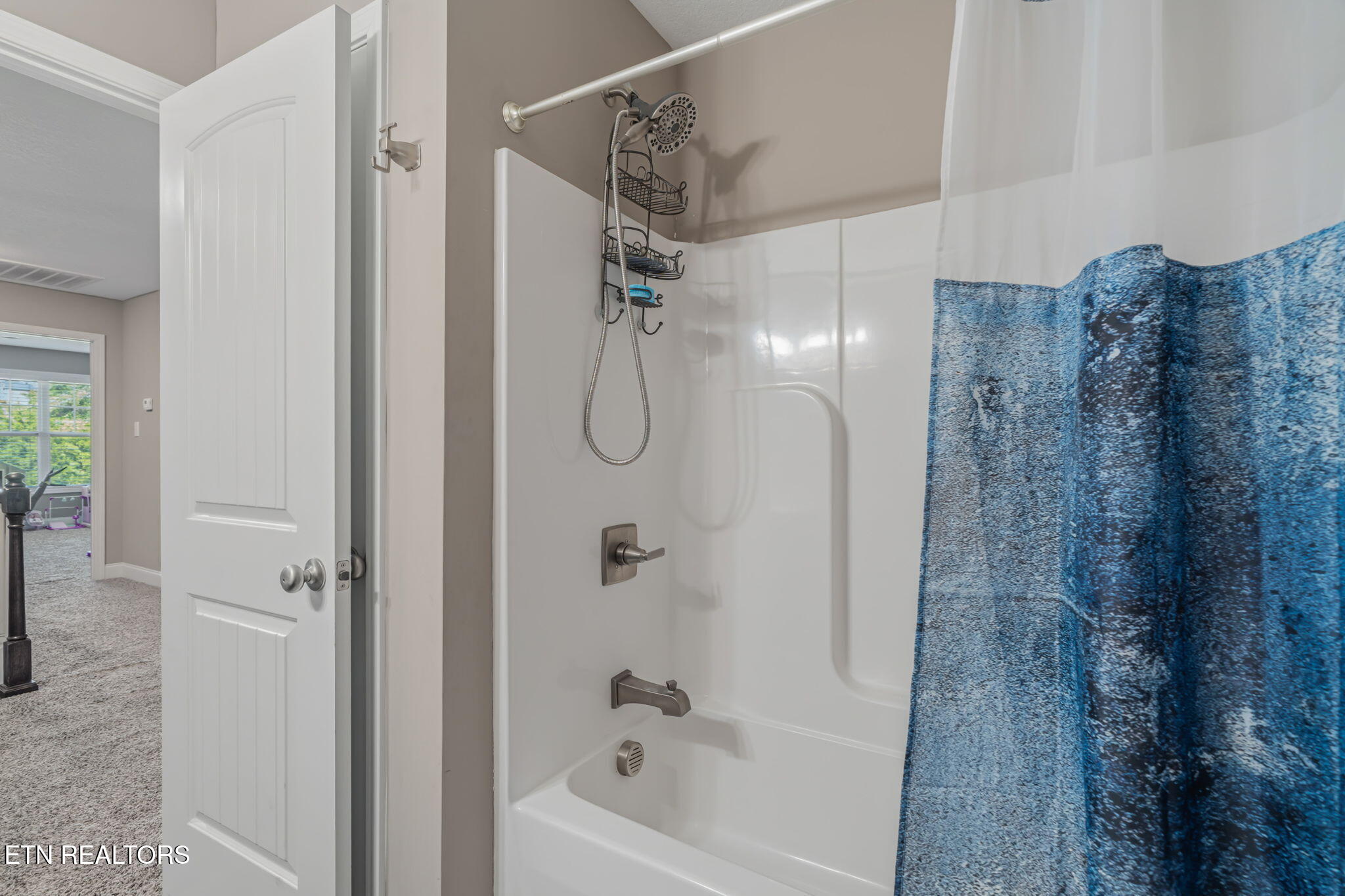 99 Fallberry Street Oak Ridge, TN 37830 - Photo 31 of 60 Full Bath