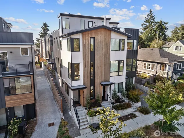 $1,063,995 | 4521 Sunnyside Avenue North, Unit A, Seattle, WA 98103